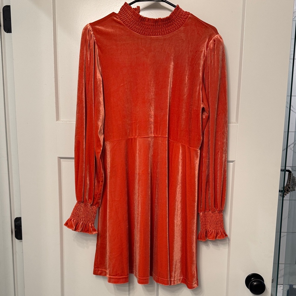 Chic Coral Velvet dress sized SMALL